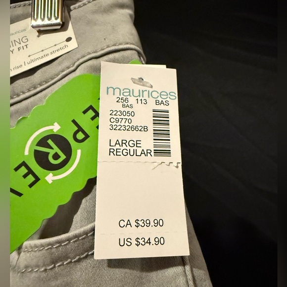 m jeans by maurices™ Large Women’s Curvy High Rise Sky Fall Gray Jegging - Picture 6 of 7